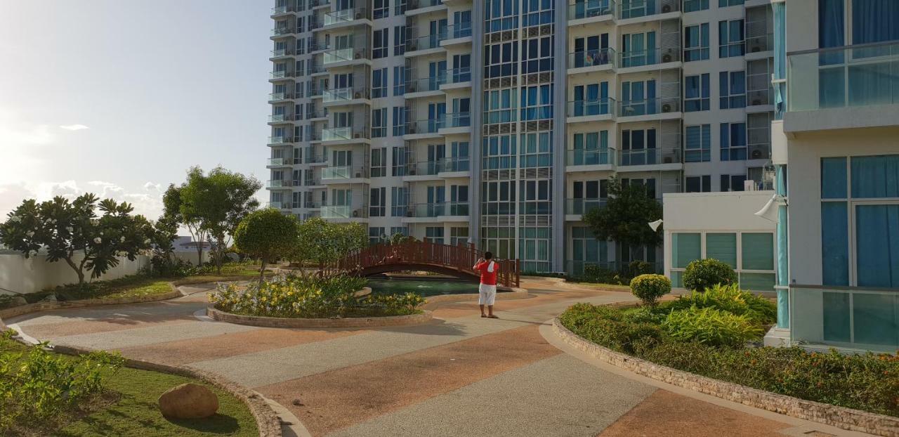 Apartment Sea View At Mactan Newtown Lapu-Lapu City Exteriör bild